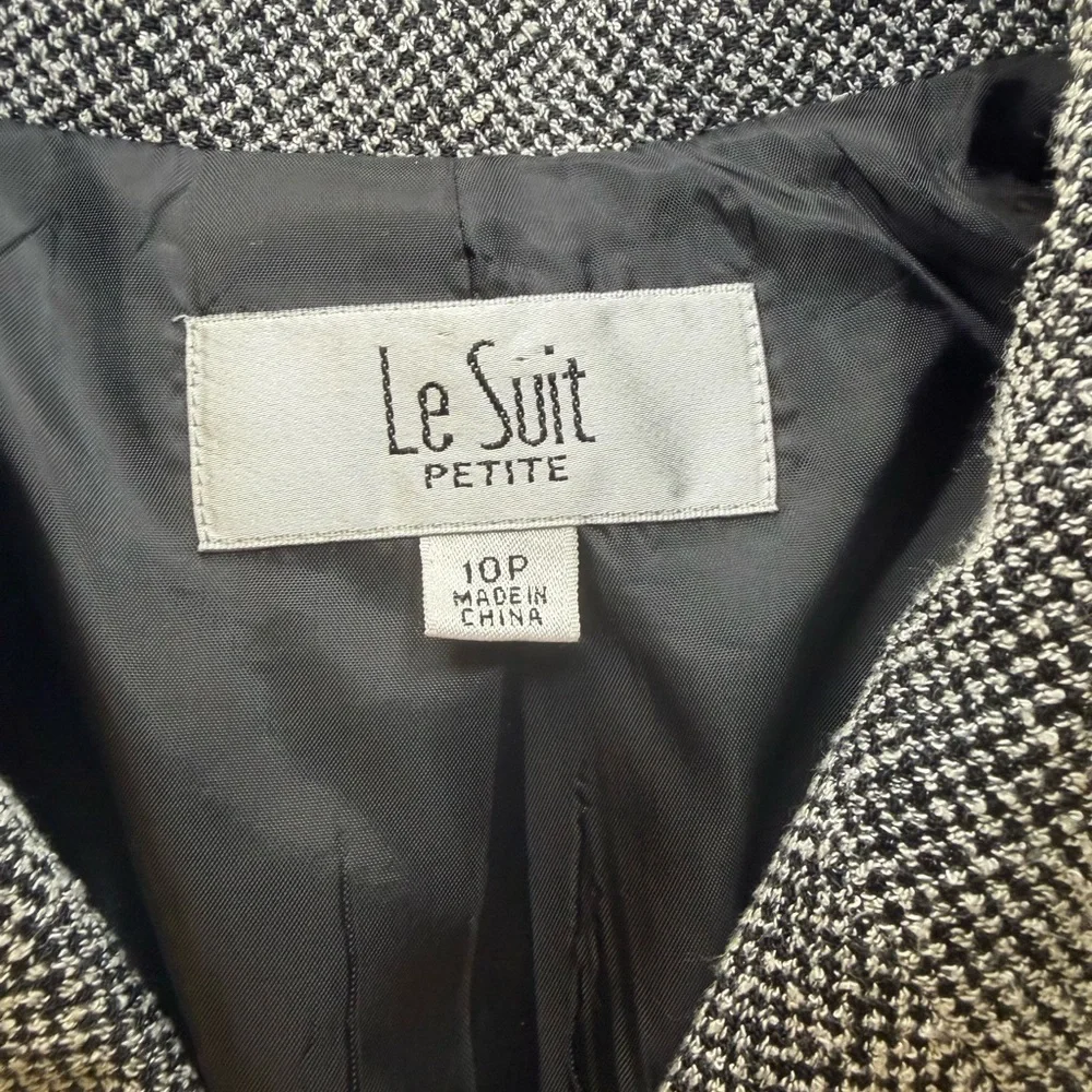 Le Suit Black and White Houndstooth Blazer